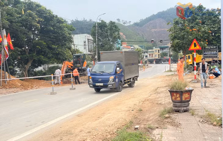 Sau thời gian kiến nghị, được Cục Đường bộ Việt Nam chấp thuận, tháng 12/2025, sở Xây dựng tiến hành cải tạo, xử lý bất cập hạ tầng giao thông khu vực Ngã ba Yên Than. Công trình dự kiến hoàn thành trong tháng 3 này.