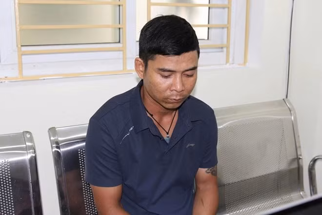 Đối tượng Nguyễn Văn Côi bị bắt để điều tra về hành vi trộm cắp tài sản. Ảnh: Ngọc Anh