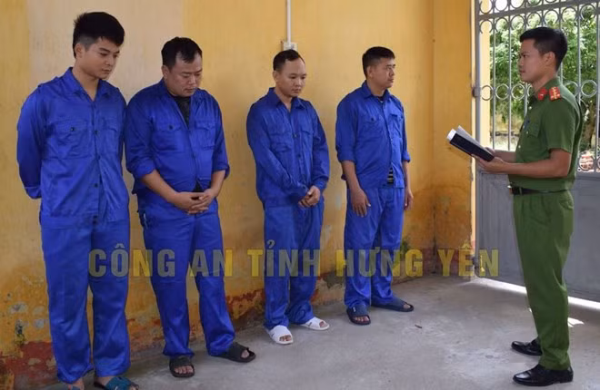 Nhóm đối tượng dàn cảnh cướp tiền điện tử tại Hưng Yên sa lưới sau 48 giờ. Ảnh: Công an tỉnh Hưng Yên