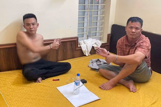 Đối tượng Đỗ Văn Quyền (trái) và Nguyễn Văn Khanh (phải). Ảnh: Công an Hà Nội