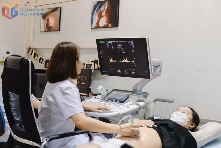 Siêu âm sàng lọc tiền sản giật 3 tháng đầu thai kỳ tại Bệnh viện Sản Nhi tỉnh.