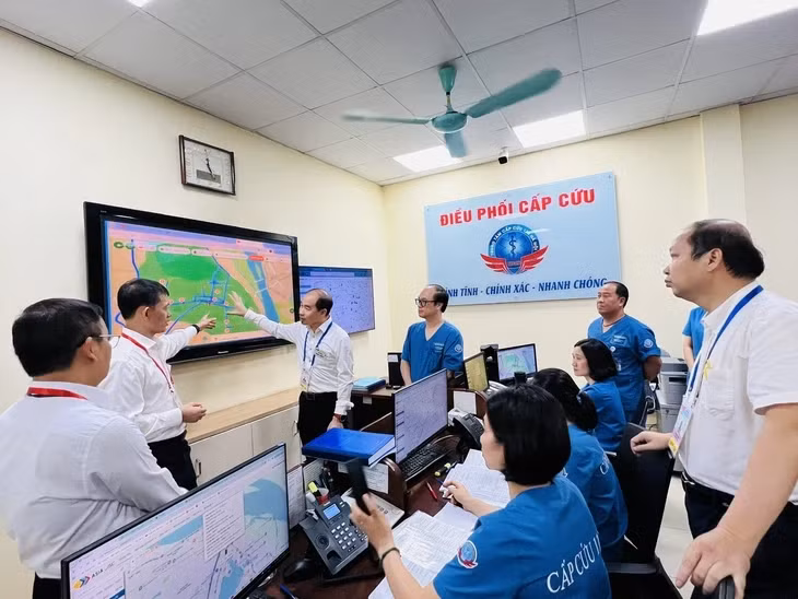 Bộ Y tế đề xuất xây dựng tổng đài cấp cứu quốc gia - Ảnh minh họa: N.HẢO