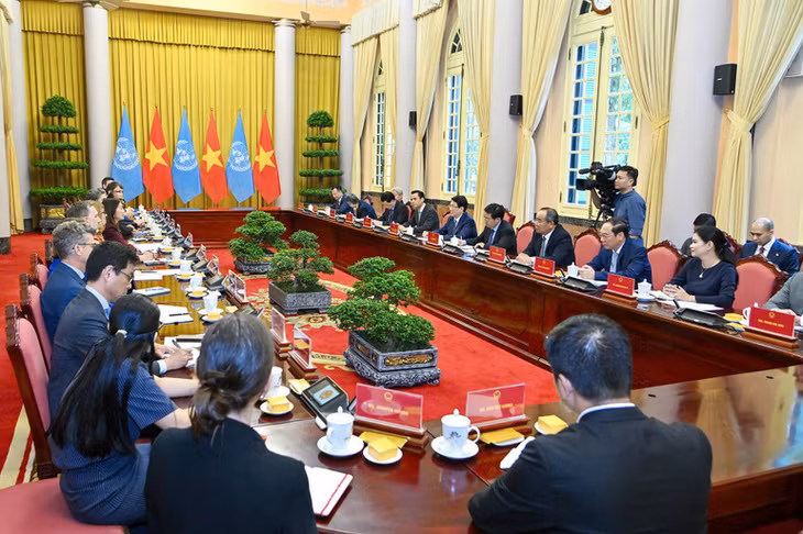 Toàn cảnh buổi tiếp. (Ảnh: THUỶ NGUYÊN)