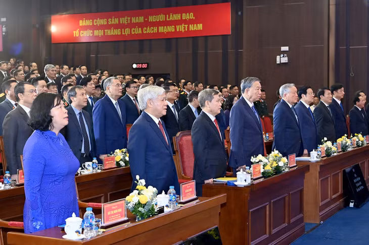 Tổng Bí thư Tô Lâm và các đồng chí lãnh đạo Đảng, Nhà nước dự Lễ kỷ niệm 80 năm Ngày truyền thống Tòa án nhân dân. (Ảnh: ĐĂNG KHOA)