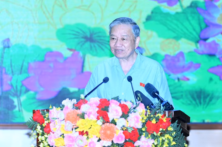 Tổng Bí thư Tô Lâm phát biểu tại hội nghị tiếp xúc cử tri thành phố Hà Nội. (Ảnh ĐĂNG KHOA)