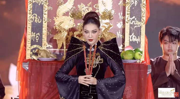 Cận cảnh thiết kế Hương khói gia tiên