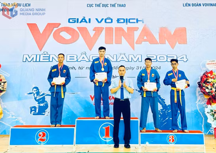VĐV Nguyễn Viết Duy (đội tuyển Vovinam Quảng Ninh) giành HCV hạng cân 64kg nam giải Vô địch Vovinam miền Bắc năm 2024.