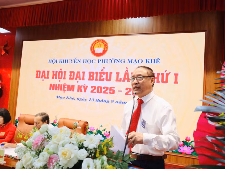 Ông Hồ Chí Đức, Phó Chủ tịch Thường trực Hội Khuyến học tỉnh Quảng Ninh phát biểu tại đại hội.