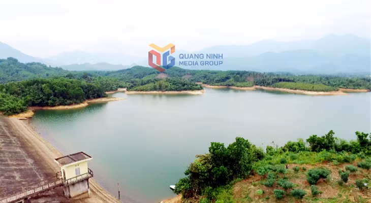 Hồ Trúc Bài Sơn (xã Đường Hoa).