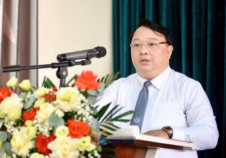 khai giảng lớp luật sư