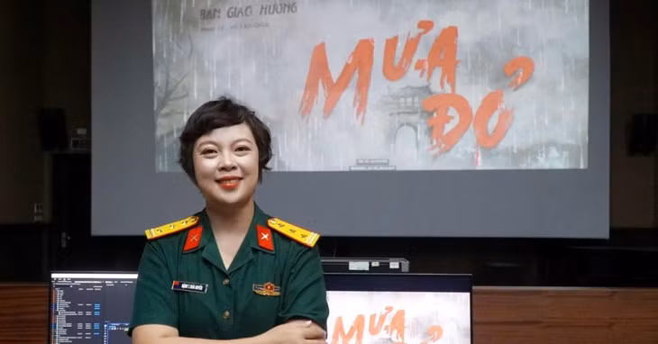 Thượng tá, NSƯT Đặng Thái Huyền cùng ê-kíp trải qua 81 ngày đêm quay phim “Mưa đỏ“. Ảnh: Nghệ sĩ cung cấp