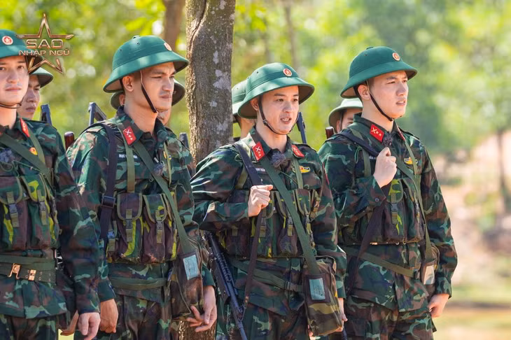 Các nghệ sĩ tham gia thử thách Sao nhập ngũ. Ảnh: Nhà sản xuất.