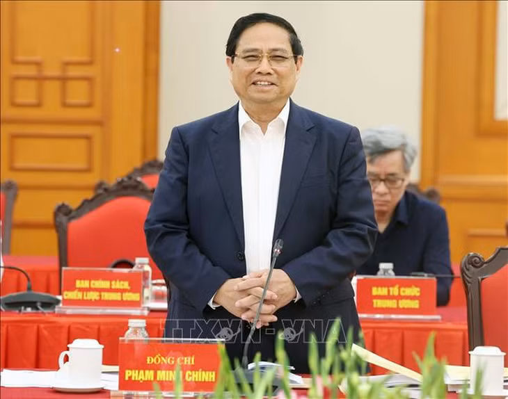 Đồng chí Phạm Minh Chính, Ủy viên Bộ Chính trị, Bí thư Đảng ủy Chính phủ, Thủ tướng Chính phủ phát biểu tại buổi làm việc của Bộ Chính trị với Ban Thường vụ Đảng ủy Chính phủ - Ảnh: TTXVN
