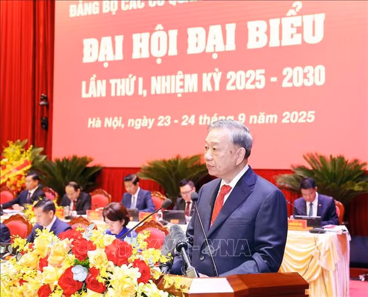 Tổng Bí thư Tô Lâm nhấn mạnh, Đại hội đại biểu Đảng bộ các cơ quan Đảng Trung ương lần thứ I, nhiệm kỳ 2025-2030 là sự kiện chính trị có ý nghĩa đặc biệt, đánh dấu bước phát triển mới của Đảng bộ các cơ quan Đảng Trung ương - tổ chức Đảng có vị trí rất quan trọng trong hệ thống chính trị - Ảnh: TTXVN