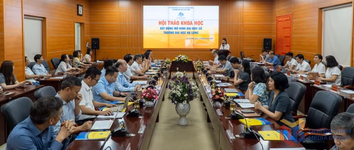 Trường Đại học Hạ Long tổ chức hội thảo xây dựng mô hình đại học số.