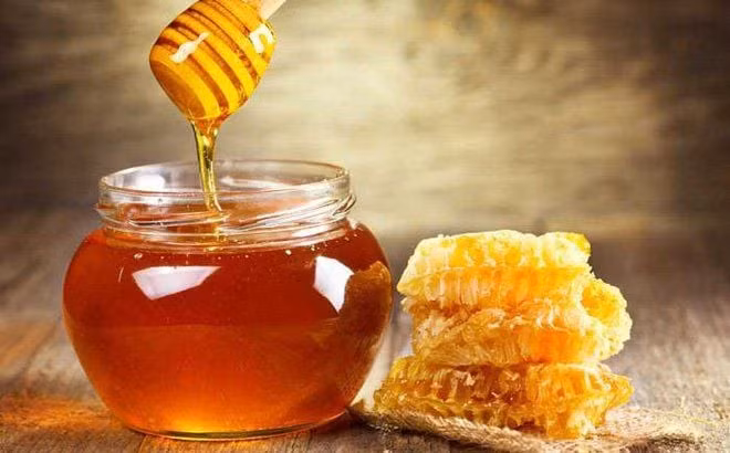 Mật ong có khả năng hỗ trợ quá trình tiêu hóa và giảm khó chịu ở đường ruột.