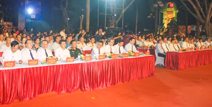 Các đại biểu tham dự chương trình. Ảnh: Duy Chương
