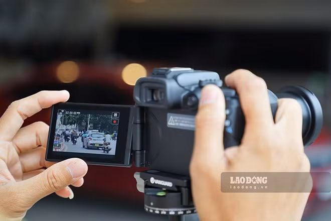 Thông tin vi phạm giao thông do chính cá nhân, tổ chức trực tiếp ghi nhận được bằng thiết bị điện tử cầm tay hoặc gắn trên phương tiện giao thông. Ảnh: Thế Kỷ