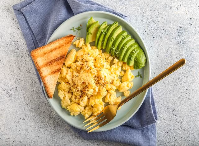 9 loại thực phẩm giàu protein giúp tăng cơ nhanh chóng và hiệu quả- Ảnh 4.