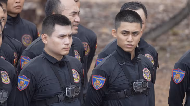 Các chiến sĩ quả cảm
