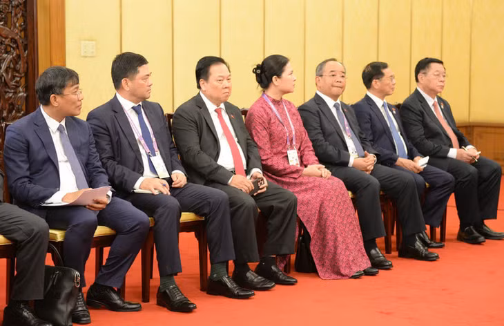 Đại biểu Việt Nam tham dự cuộc hội kiến. (Ảnh: Hồ Quân)