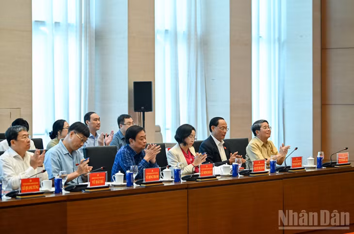 Các đại biểu dự Hội nghị. (Ảnh: DUY LINH)