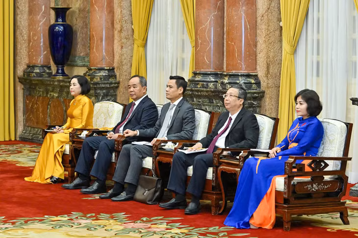 Các đại biểu Việt Nam tham dự buổi hội kiến. (Ảnh Thủy Nguyên)