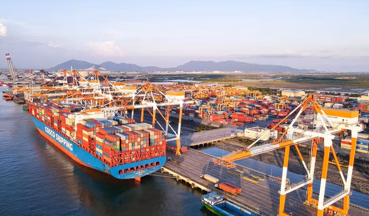 Với hơn 7 triệu Teu hàng hoá thông qua năm 2024 (tăng 29,2% so với năm 2023), cảng biển Cái Mép xếp vị trí thứ 30 trong 100 cảng biển lưu thông hàng hóa nhiều nhất thế giới