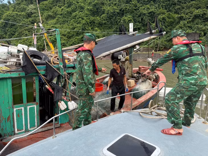 Đồn Biên phòng Đảo Trần 