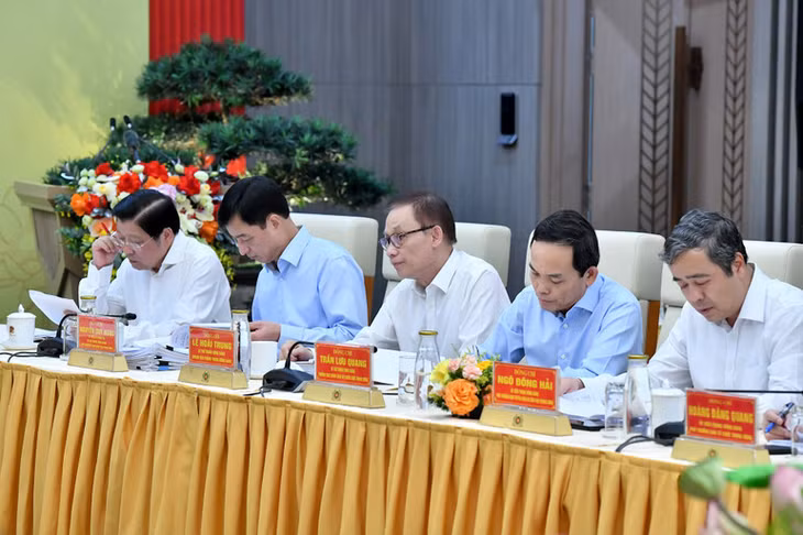 Các đồng chí lãnh đạo Đảng, Nhà nước dự Hội nghị. (Ảnh: Đăng Khoa)