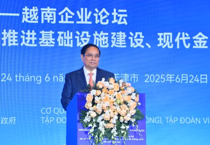 Thủ tướng Chính phủ Phạm Minh Chính phát biểu ý kiến tại Diễn đàn Kết nối Doanh nghiệp Việt Nam-Trung Quốc. (Ảnh: THANH GIANG)