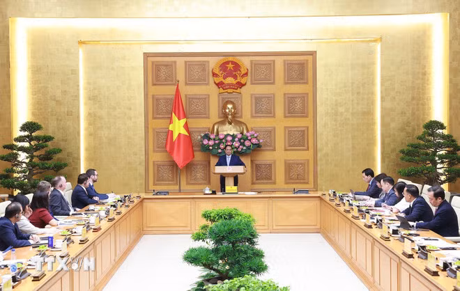 Thủ tướng Phạm Minh Chính phát biểu tại cuộc tọa đàm với các doanh nghiệp Vương quốc Anh. (Ảnh: Dương Giang/TTXVN)