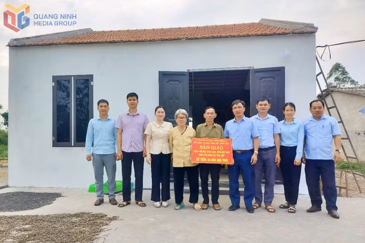 Hộ gia đình ông Trương Xuân Thắng (thôn Tân Mai, xã Đầm Hà) được hỗ trợ kinh phí xây nhà mới theo chương trình xóa nhà tạm, nhà dột nát năm 2025.