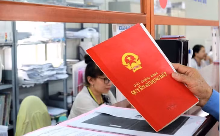 Thẩm quyền cấp sổ đỏ được chuyển từ cấp huyện xuống cấp xã - Ảnh: Q.T