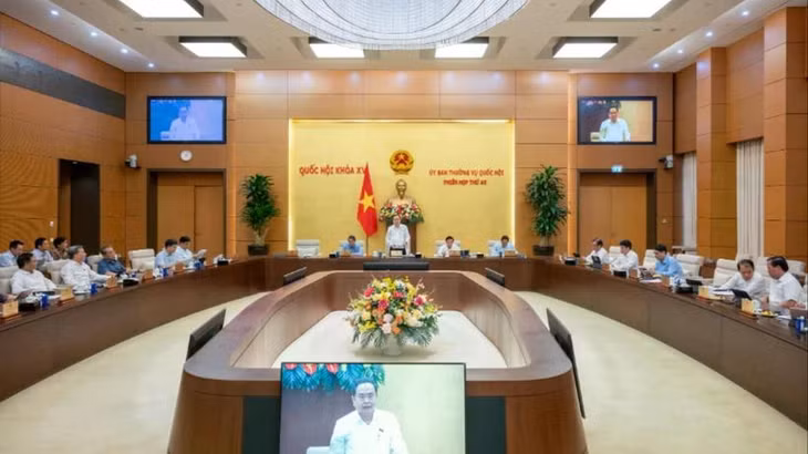 Toàn cảnh Phiên họp thứ 45 của Ủy ban Thường vụ Quốc hội.