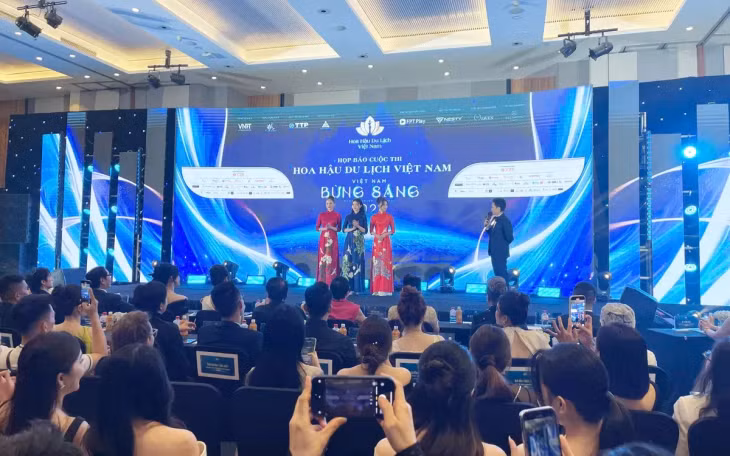 Hình ảnh tại buổi họp báo chiều 8/6.
