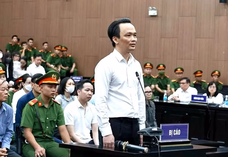 Cựu chủ tịch FLC Trịnh Văn Quyết tại phiên tòa sơ thẩm - Ảnh: GIANG LONG