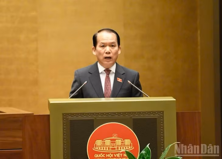 Chủ nhiệm Ủy ban Pháp luật và Tư pháp Hoàng Thanh Tùng.