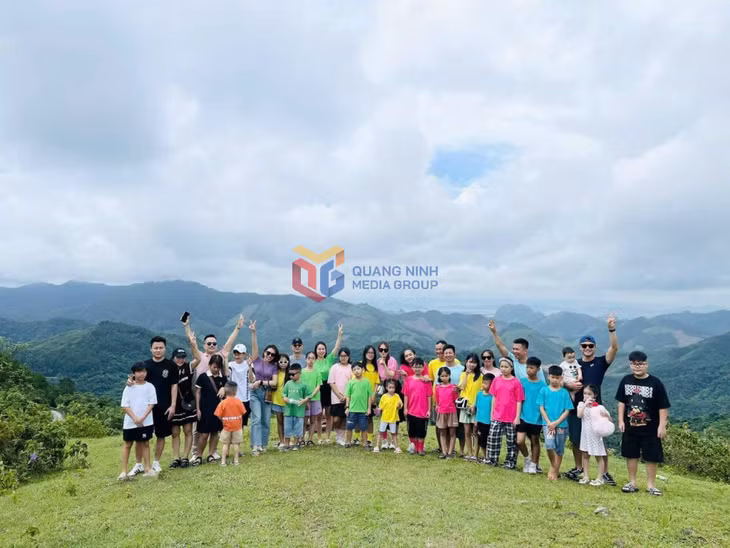 Với địa hình đa dạng, TP Hạ Long là đô thị có tỷ lệ đất rừng và tài nguyên sinh thái bậc nhất miền Bắc.