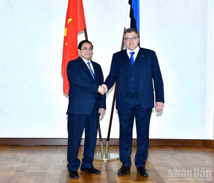 Thủ tướng Chính phủ Phạm Minh Chính và Chủ tịch Quốc hội Estonia Lauri Hussar. (Ảnh: THANH GIANG)