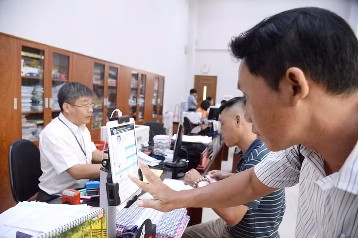 Đóng cổng dịch vụ công cấp tỉnh - Ảnh minh họa: TỰ TRUNG