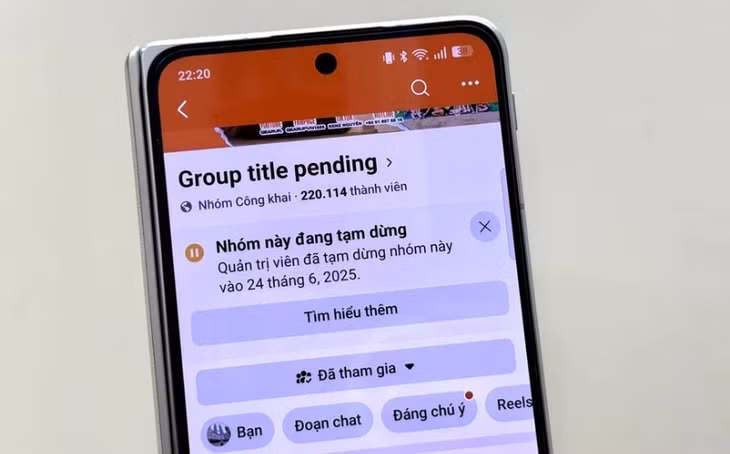 Nhiều hội nhóm bị đình chỉ hoạt động.