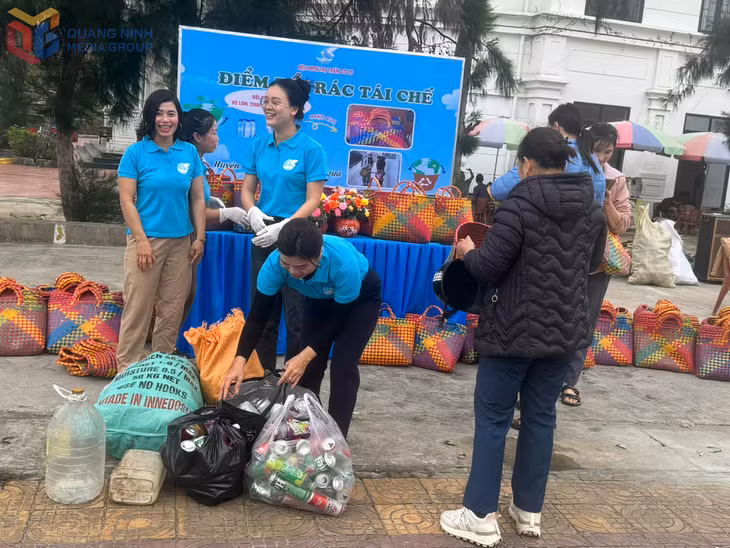 Hội LHPN thị trấn Cô Tô tổ chức Ngày hội 