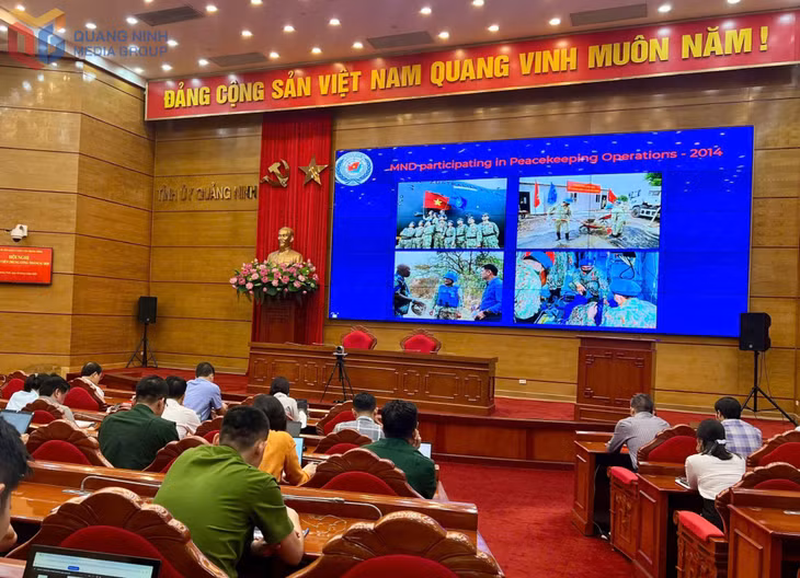 Toàn cảnh hội nghị tại điểm cầu Quảng Ninh.