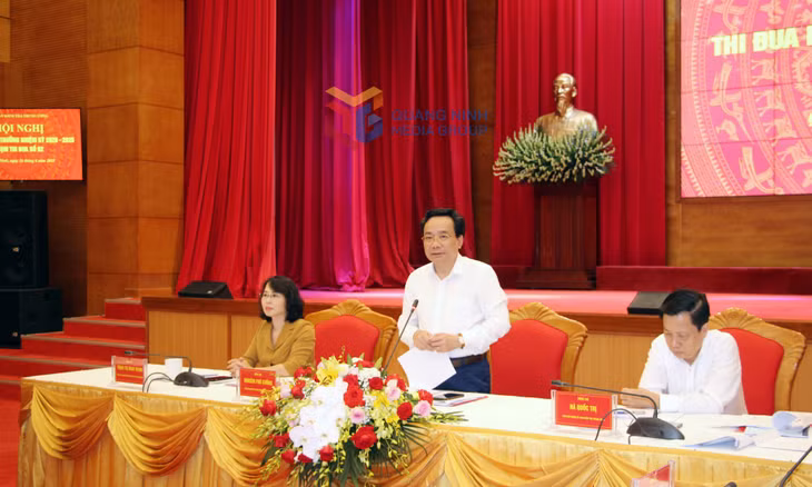 Đồng chí Nghiêm Phúc Cường, Phó Chủ nhiệm Ủy ban Kiểm tra Trung ương, phát biểu tại hội nghị.