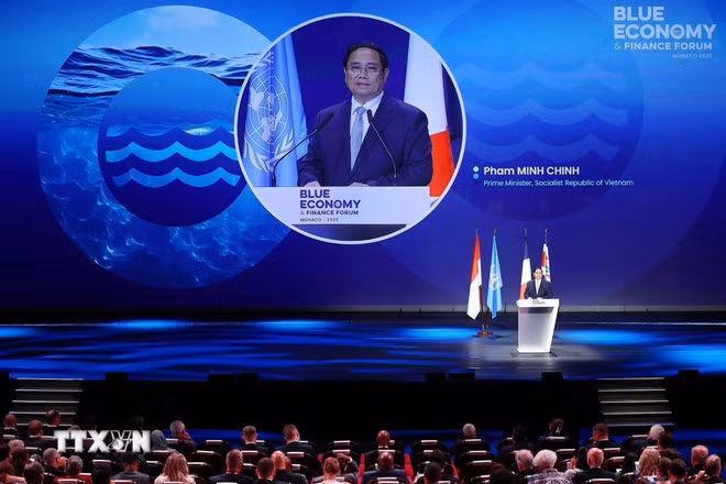 Thủ tướng Phạm Minh Chính phát biểu tại Diễn đàn Tài chính và Kinh tế Xanh của Hội nghị Đại dương Liên hợp quốc lần thứ ba (UNOC 3). (Ảnh: Dương Giang/TTXVN)