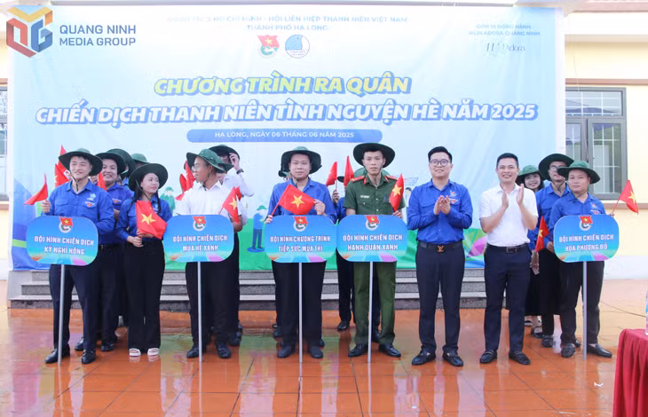Thành Đoàn Hạ Long thực hiện nghi thức ra quân chiến dịch Thanh niên tình nguyện hè năm 2025 và ra mắt 5 đội hình tình nguyện.