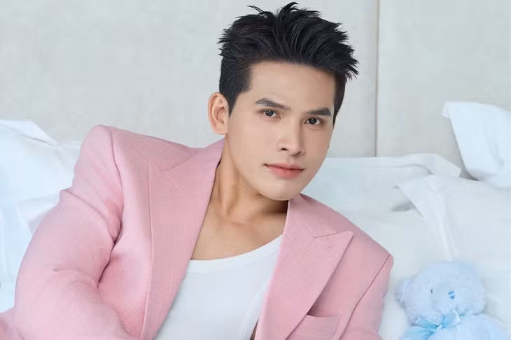 Ca sĩ Quốc Thiên. Ảnh: FBNV