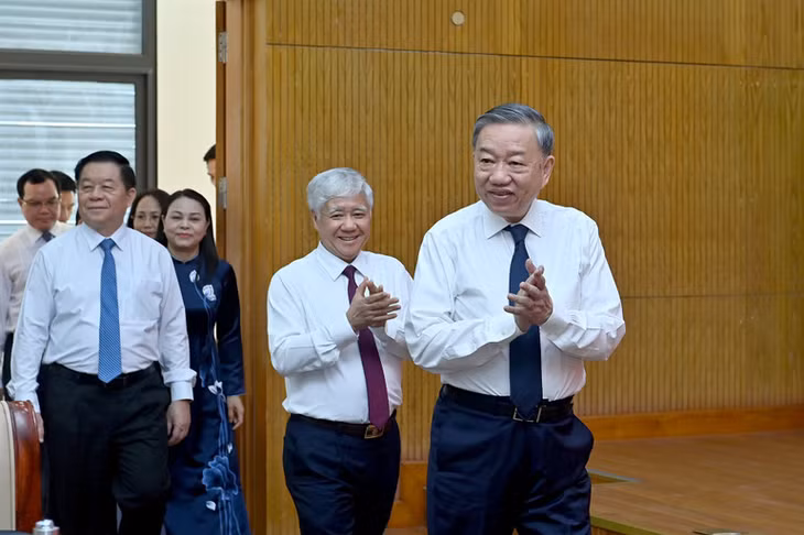 Tổng Bí thư Tô Lâm đến làm việc với Đảng ủy Mặt trận Tổ quốc, các đoàn thể Trung ương. (Ảnh ĐĂNG KHOA)