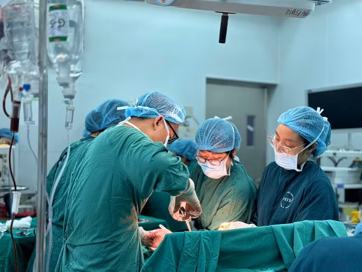 Sản phụ cấp cứu sau khi tự uống thuốc phá thai ở tuần 26 thai kỳ - Ảnh: BVCC